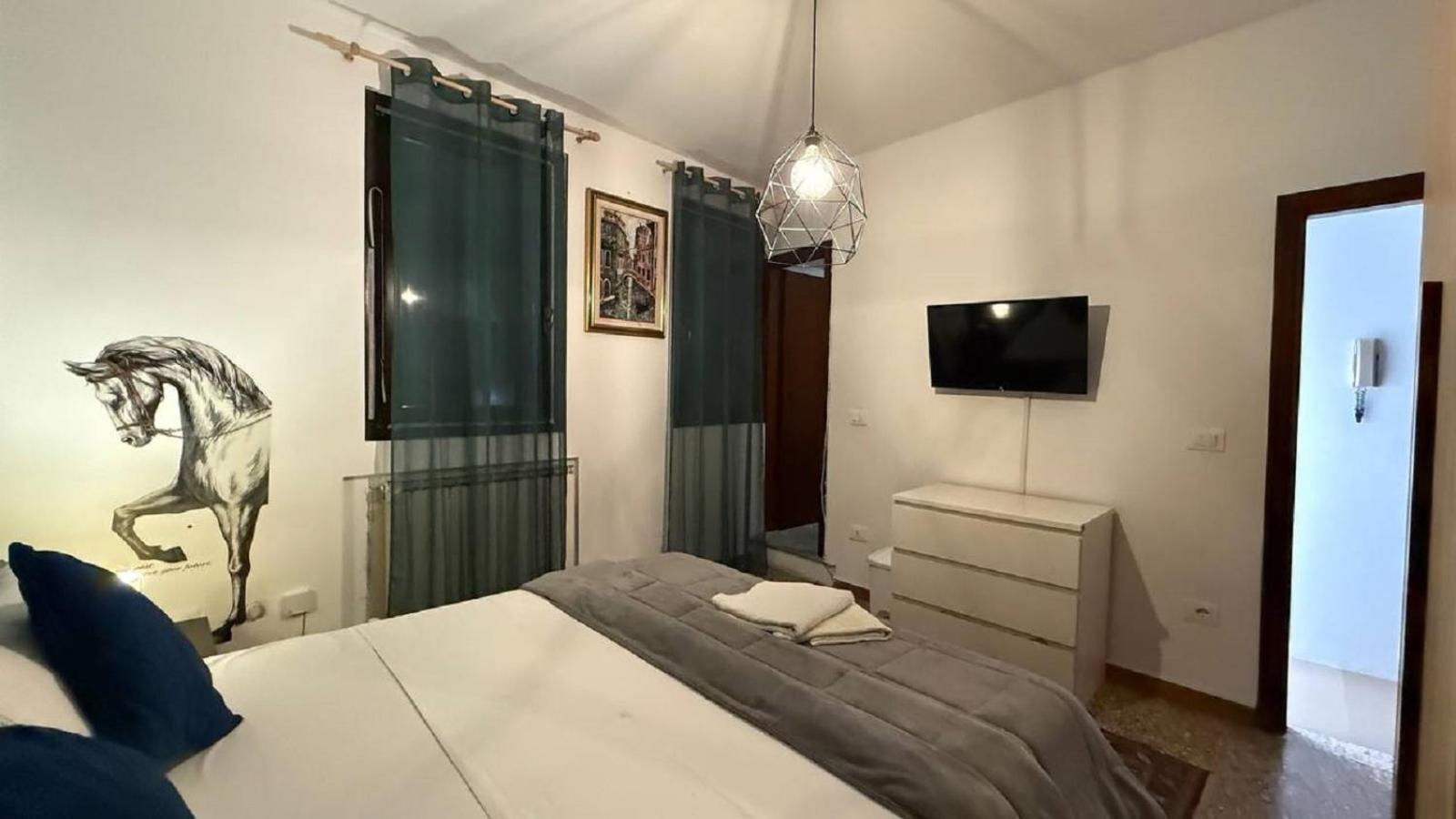 Ania Apartment Венеция Экстерьер фото