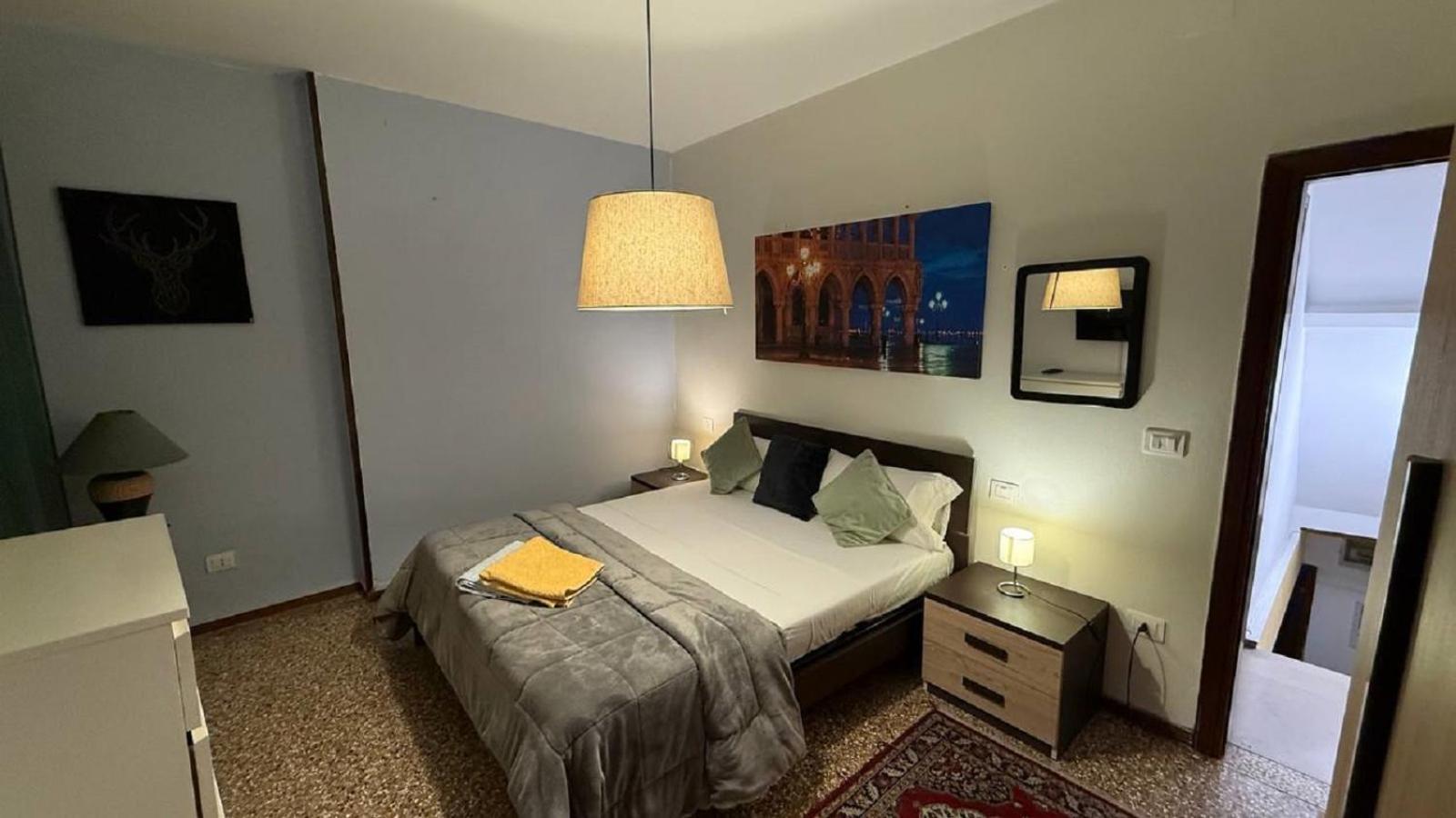 Ania Apartment Венеция Экстерьер фото